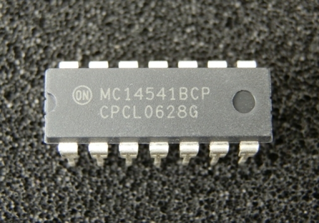 MC14541BCP